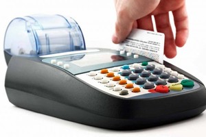 Những tiện ích của thẻ ghi nợ