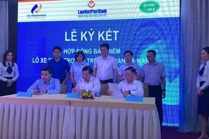 LienVietPostBank: Phối hợp cung cấp dịch vụ bảo hiểm xe buýt tại Đà Nẵng