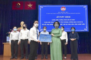 SCB chung tay chống dịch COVID-19, tặng 100 giường y tế và 1,3 tỷ đồng