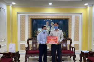 Bảo hiểm Bảo Long ủng hộ 200 triệu đồng phòng chống dịch Covid-19