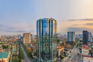 VPBank "khủng" thế nào sau khi hoàn tất thương vụ bán vốn FE Credit?