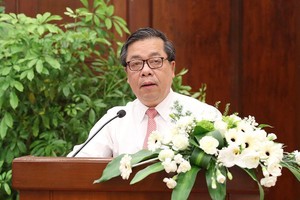 Phó Thống đốc Ngân hàng Nhà nước Việt Nam Nguyễn Kim Anh phát biểu tại Đại hội