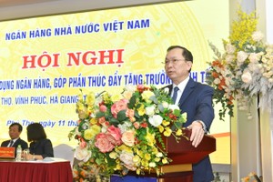 Phó thống đốc thường trực NHNN Đào Minh Tú phát biểu tại Hội nghị "Đẩy mạnh tín dụng ngành Ngân hàng nhằm góp phần tăng trưởng kinh tế" 