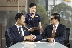 SHB - Nơi hơn 100.000 cổ đông đặt niềm tin, đồng hành cùng phát triển, bứt phá trong kỷ nguyên mới