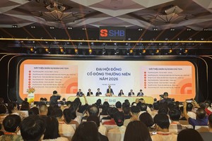 Chủ tịch HĐQT SHB Đỗ Quang Hiển gửi lời cảm ơn tới các cổ đông