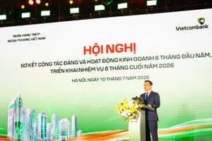 Ông Nguyễn Thanh Tùng, Đại biểu Quốc hội khóa XVI, Bí thư Đảng ủy, Chủ tịch HĐQT Vietcombank phát biểu khai mạc hội nghị 