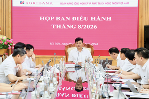 Ông Phạm Toàn Vượng, Phó Bí thư Đảng ủy, Thành viên HĐTV, Tổng Giám đốc Agribank phát biểu khai mạc Hội nghị
