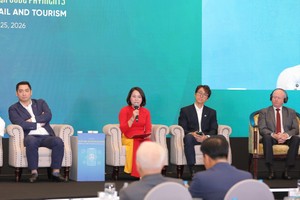Các diễn giả thảo luận tại tại Hội thảo 