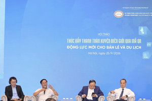 Các diễn giả thảo luận tại Hội thảo “Thúc đẩy thanh toán xuyên biên giới qua mã QR: Động lực mới cho bán lẻ và du lịch” 