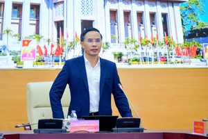 Sáng ngày 19/10, Thống đốc Ngân hàng Nhà nước Việt Nam (NHNN) Phạm Đức Ấn chủ trì cuộc họp trực tiếp với lãnh đạo các ngân hàng thương mại về hoạt động ngân hàng. 