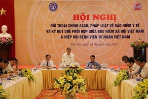 Các nội dung nổi bật được đề cập trong buổi đối thoại là: làm rõ các khái niệm trục lợi, lạm dụng quỹ bảo hiểm y tế để tránh hiểu lầm đối với việc thực hiện chính sách bảo hiểm y tế tại cơ sở y tế tư nhân...