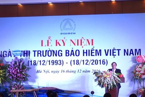 Tổng doanh thu phí bảo hiểm toàn thị trường vượt mốc 100.000 tỷ đồng  