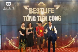 "Khóa học Best Edu như chắp cho em đôi cánh, để cảm thấy đi bộ mà như được “bay”", Nam tâm sự.

​