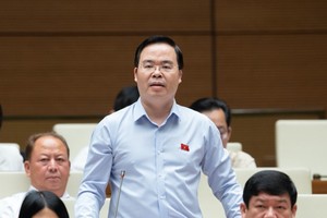 Đại biểu Trần Văn Khải (đoàn Hà Nam) phát biểu thảo luận chiều 23/6.