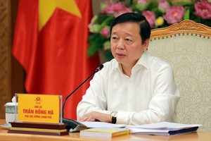 Phó Thủ tướng Trần Hồng Hà chủ trì cuộc họp sáng 16/4