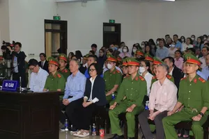 Phiên xử phúc thẩm cựu Chủ tịch FLC Trịnh Văn Quyết và một số đồng phạm hôm 25/3 vừa qua bị hoãn do ông Quyết và một số người liên quan vắng mặt.