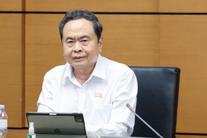 Chủ tịch Quốc hội Trần Thanh Mẫn phát biểu thảo luận tại tổ chiều 20/10