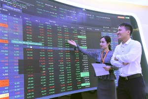 Giao dịch chứng khoán: Cơ hội đón chu kỳ mới