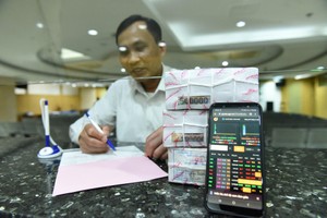 Giao dịch thua lỗ vẫn ngậm ngùi nộp thuế