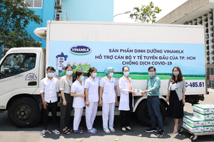 Vinamilk ủng hộ 8 tỷ đồng cho Hà Nội và 3 tỉnh miền Trung chống dịch Covid-19