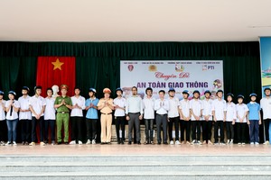 PTI phối hợp cùng Thủy đoàn I hướng dẫn lái xe an toàn cho học sinh Quảng Ninh 