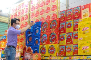 Mondelez Kinh Đô triển khai chiến dịch “Tết hy vọng” hỗ trợ các cửa hàng kinh doanh sản phẩm Tết
