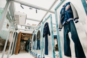 Một góc Triển lãm "Một vải, nghìn vóc"