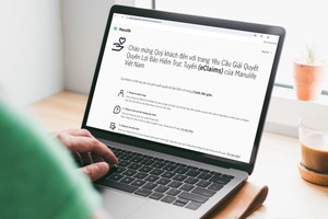 Manulife chi trả 1 tỷ đồng cho khách hàng đầu tiên vụ cháy ở ngõ 43 Trung Kính, Hà Nội