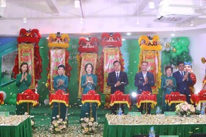 Lãnh đạo Manulife Việt Nam cắt băng khai trương văn phòng mới - Chi nhánh Hải Phòng