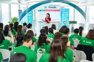 Tư vấn viên Manulife tham gia khóa đào tạo tại TP.HCM. Ảnh Huệ Ngọc