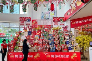 Không khí mua sắm Tết đang tràn ngập tại các hệ thống siêu thị