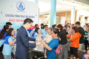 Hành trình Xuân diệu kỳ sẻ chia yêu thương của Shinhan Life tại Bệnh viện Nhi đồng 1 ngày 6/2 