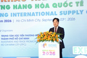 Ông Cha Ji-ho, Giám đốc Trung tâm Mua hàng Việt Nam thuộc Ban Hợp tác Chiến lược Samsung Việt Nam, cho biết tiêu chuẩn của chuỗi cung ứng toàn cầu đang thay đổi nhanh chóng