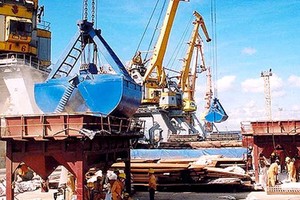 Xuất siêu 6 tháng ước đạt 1,32 tỷ USD