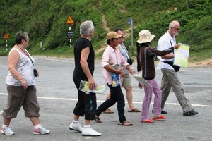 Muốn làm du lịch tốt, bên cạnh sự cố gắng của cơ quan quản lý nhà nước, của DN, cần có sự vào cuộc của cả cộng đồng (Ảnh Internet)