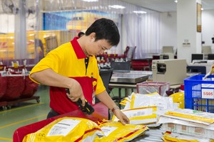 DHL ra mắt sịch vụ phát hàng theo yêu cầu trực tuyến quốc tế