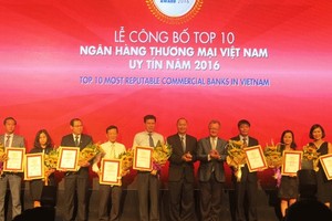 Lộ diện top 10 ngân hàng thương mại Việt Nam uy tín năm 2017