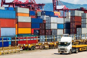 Logistic, doanh nghiệp ngoại chi phối thị trường, doanh nghiệp nội vướng rào cản kinh doanh