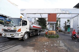 Một khu dân cư lớn xây dựng trái phép ở huyện Bình Chánh. Ảnh: Ngô Sơn