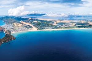 Hoang sơ Eo Gió - Bình Định. Ảnh: Shutterstock