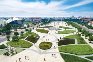 Quảng trường trung tâm Hùng Vương - điểm nhấn không gian đô thị của TP. Bạc Liêu (tỉnh Bạc Liêu). Ảnh: Thu Đông