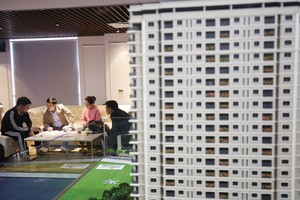 Nguồn cung căn hộ phù hợp với thu nhập người dân ngày một khan hiếm. Ảnh: Dũng Minh