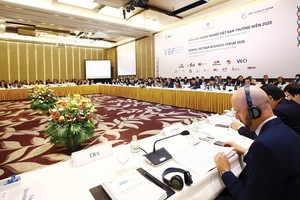 Theo BWG, chuyển đổi số tại Việt Nam chưa thực sự quyết liệt do còn e ngại rủi ro pháp lý. Ảnh: Dũng Minh