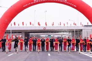 Đầu tư tuần qua: Khởi công, khánh thành hàng loạt công trình giao thông, dự án lớn