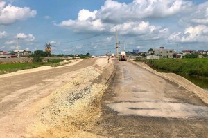 Gỡ vướng mắc trong giải phóng mặt bằng Dự án cao tốc Bắc - Nam phía Đông