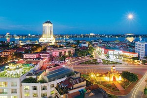 Phát triển kinh tế ban đêm có hệ thống sẽ giúp du lịch miền Trung sớm phục hồi. Ảnh: Nguyễn Hải