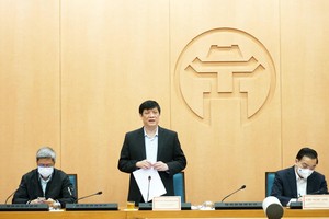 Bộ trưởng đề nghị Hà Nội khởi động ngay Bệnh viện dã chiến sẵn sàng triển khai khi cần thiết.