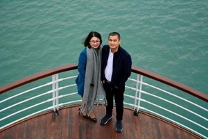 Tết vẫn là đoàn viên, về cội nguồn và sống với truyền thống