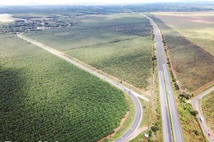 Dự án Nâng cấp, mở rộng ĐT.769 là dự án cấp thiết cần thực hiện sớm để phục vụ thi công sân bay Long Thành. Ảnh: Phạm Tùng.