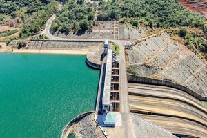 Công trình đập của Nhà máy thủy điện Ialy. Ảnh: tung fdy